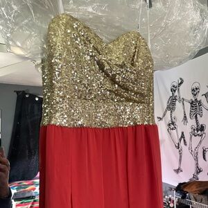 Pink and gold formal dress 💖